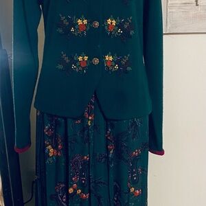 Susan Bristol Green Floral Skirt Set